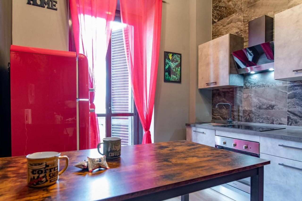 Oggi Ti Porto A Torino By Happyhostorino Apartment Exterior photo