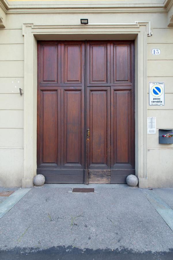 Oggi Ti Porto A Torino By Happyhostorino Apartment Exterior photo